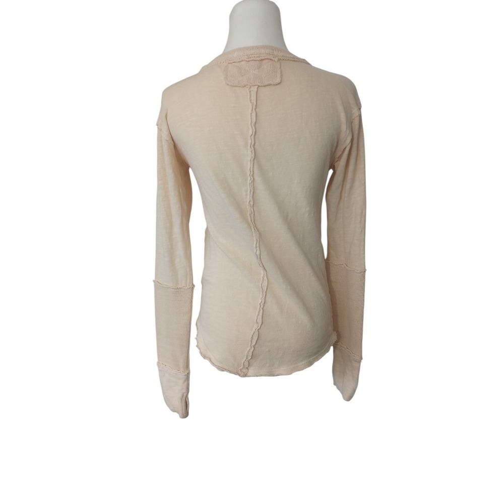 WE THE FREE Top XS FREE PEOPLE Phoebe Henley Burnout Raw Hems Cream Thumbholes - Picture 4 of 12